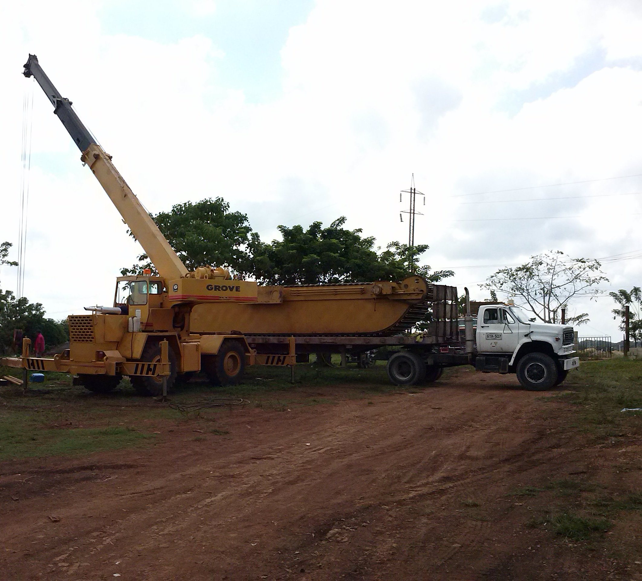 GRUAS Y MANIOBRAS